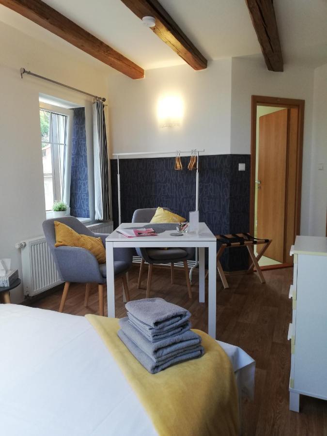 Pension Vila Hana Loket Exterior foto