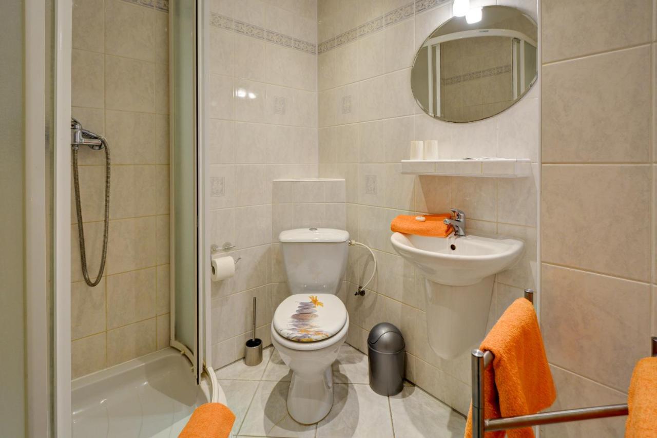 Pension Vila Hana Loket Exterior foto